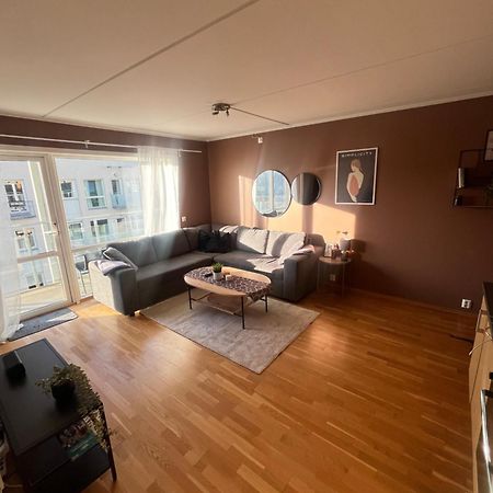 Modern And Central Apartment - Solsiden Trondheim - Up To 6 People מראה חיצוני תמונה
